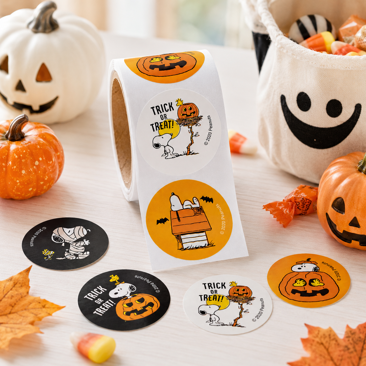 Snoopy Halloween Sticker Roll – 100 Stickers | Peanuts