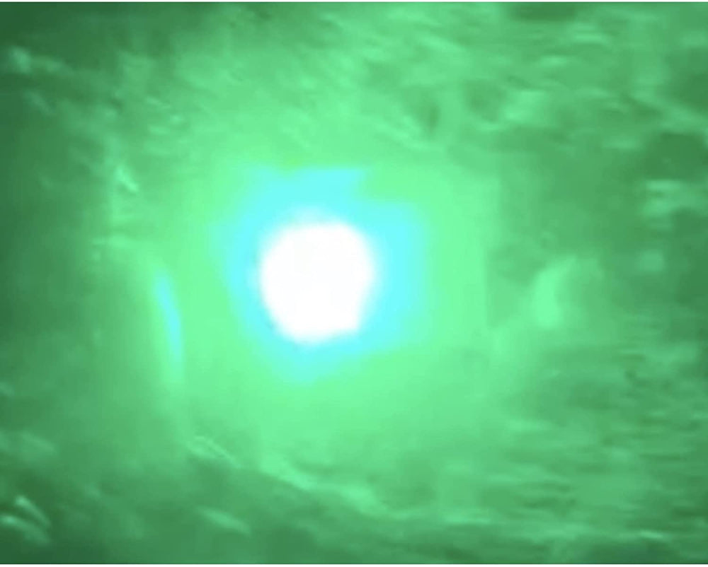 green glow light up spa bath bomb