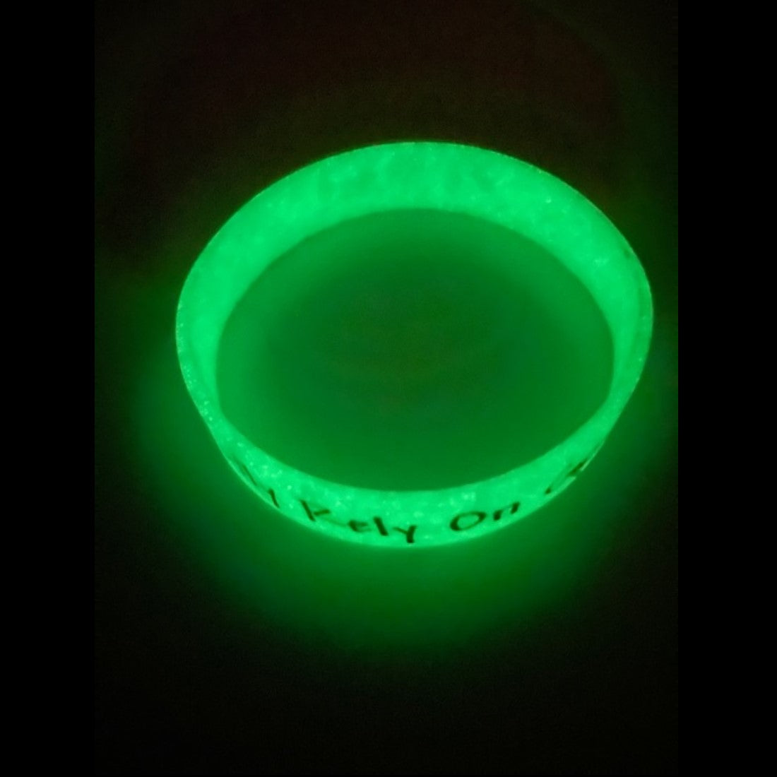 Glow-in-the-Dark F.R.O.G. Fully Rely On God Silicone Wristbands – 10 Pack